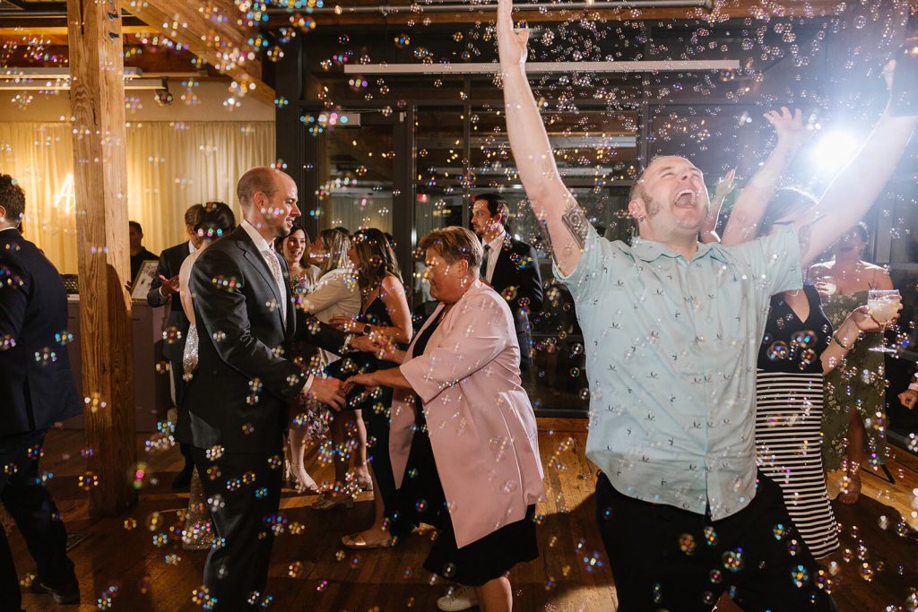 urban-row-photo-beth-cameron-wedding-highlights-181