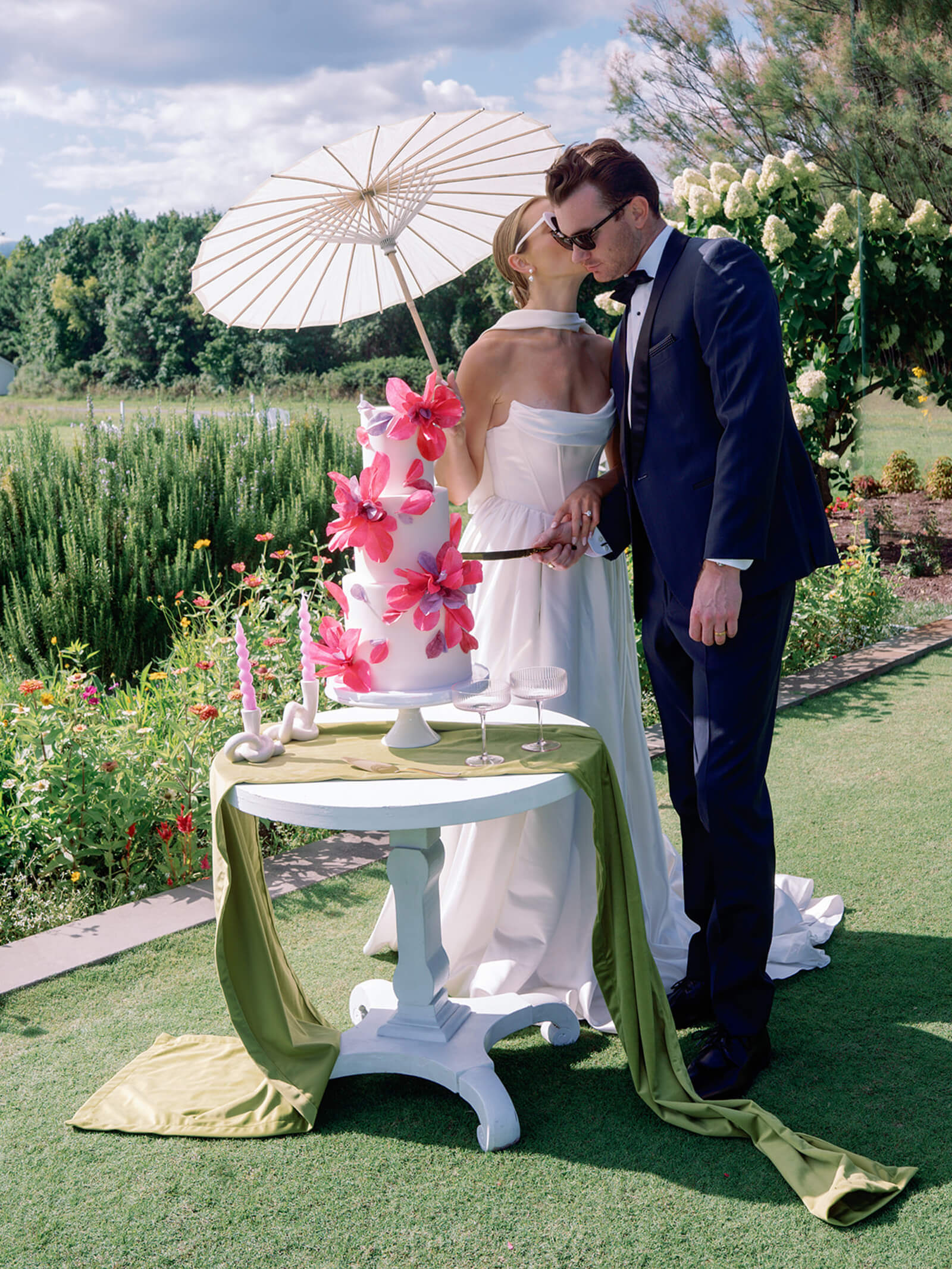 Modern Muse on The Miles-Inn at Perry Cabin-St Michaels MD-Wedding-Manda Weaver-Photo-8