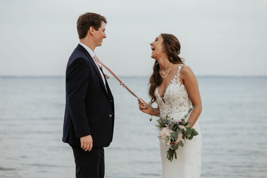 >