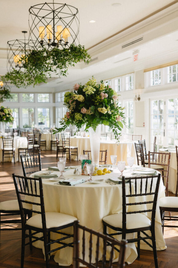 >